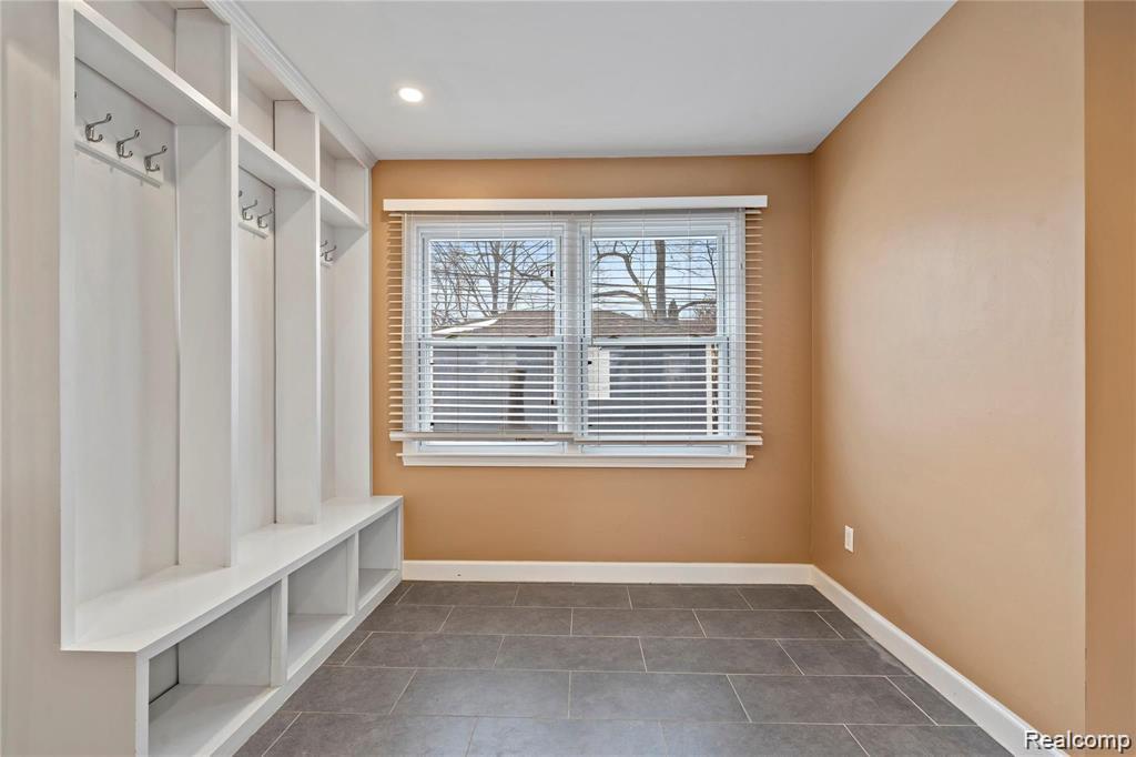 3722 Normandy Road Royal Oak, MI 48073 - Photo 8 of 14