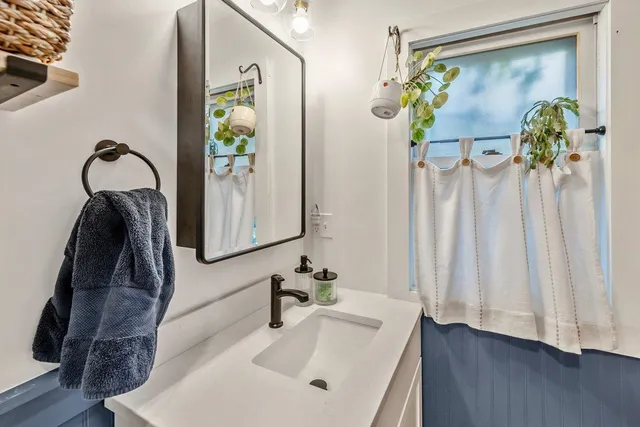 $399,900 | 77 Sherman Street, Burlington, VT 05401