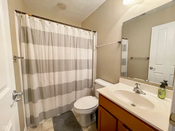 $2,500 | 450 Sheets Drive, Carmel, IN 46032