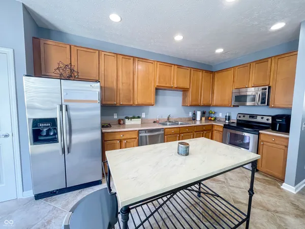 $2,500 | 450 Sheets Drive, Carmel, IN 46032