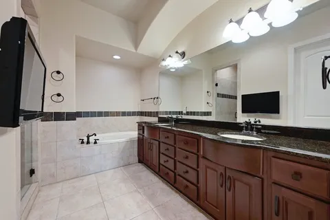 $6,700 | 1036 Liberty Park Drive, Unit 52B, Austin, TX 78746