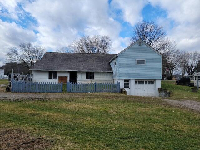 4820 Sugar Grove Road Southeast Lancaster, OH 43130 - Photo 2 of 10 2