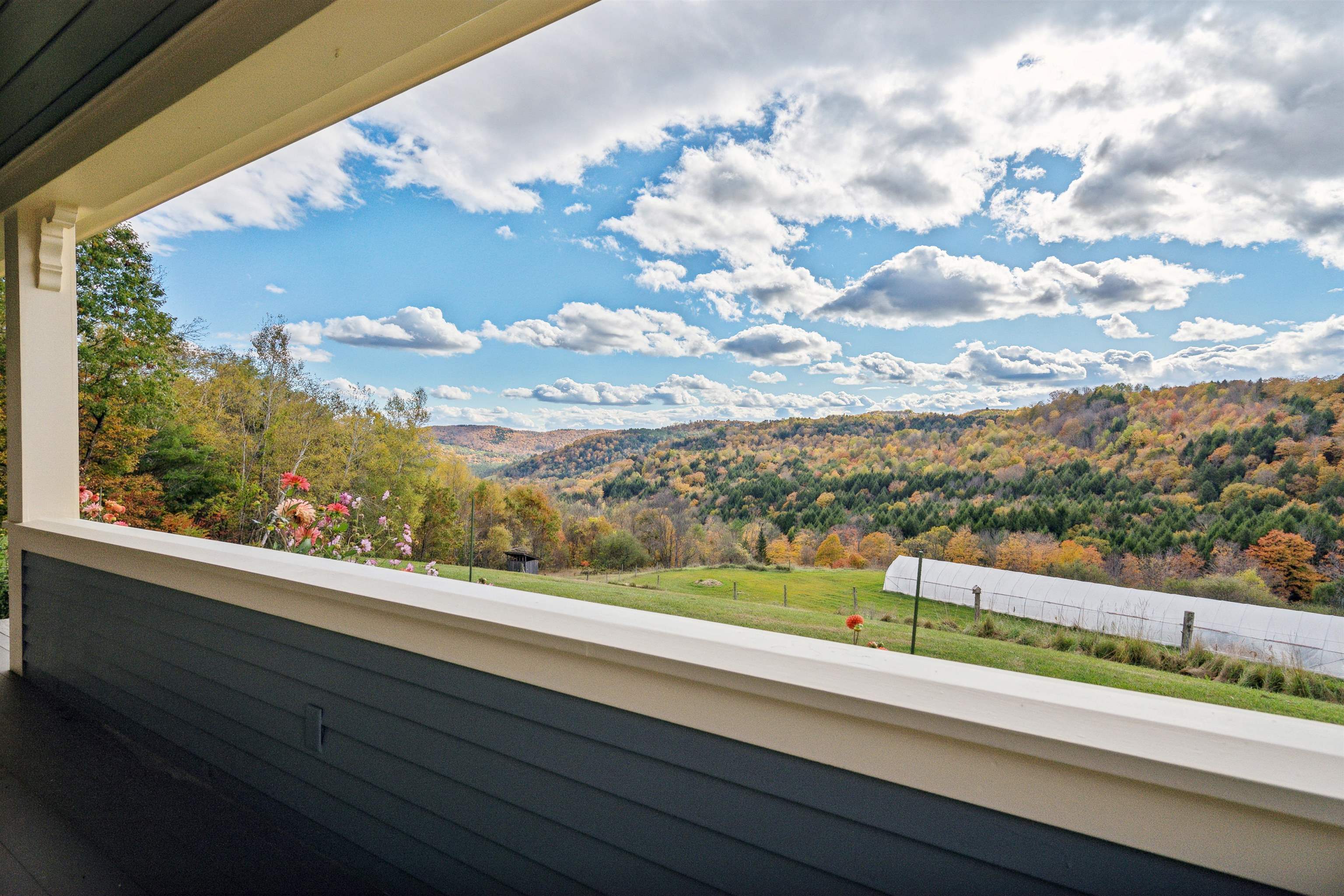 66 Hanson Road Tunbridge, VT 05038 - Photo 28 of 45