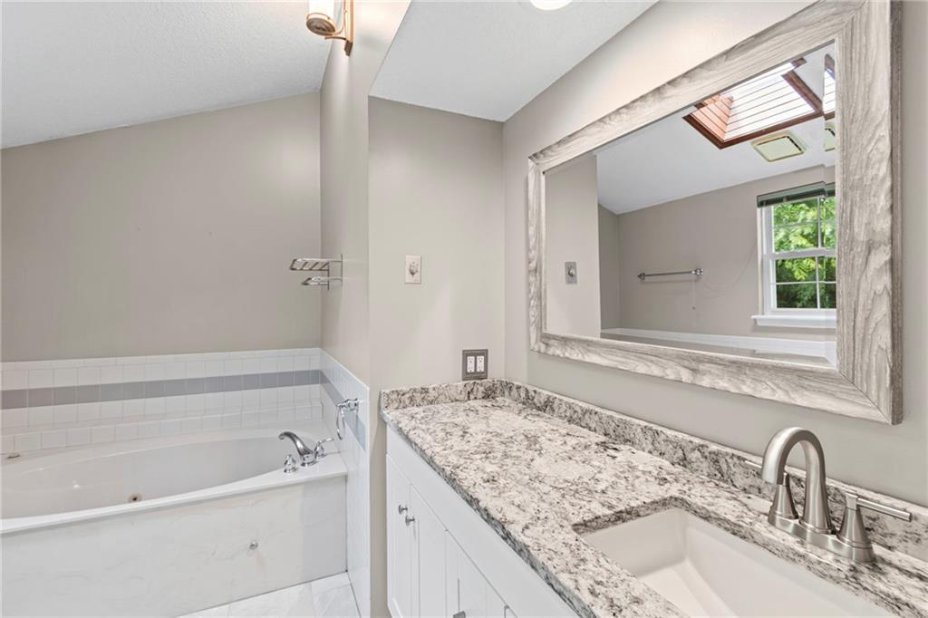 2204 Northeast Chipman Road Lee's Summit, MO 64086 - Photo 24 of 37