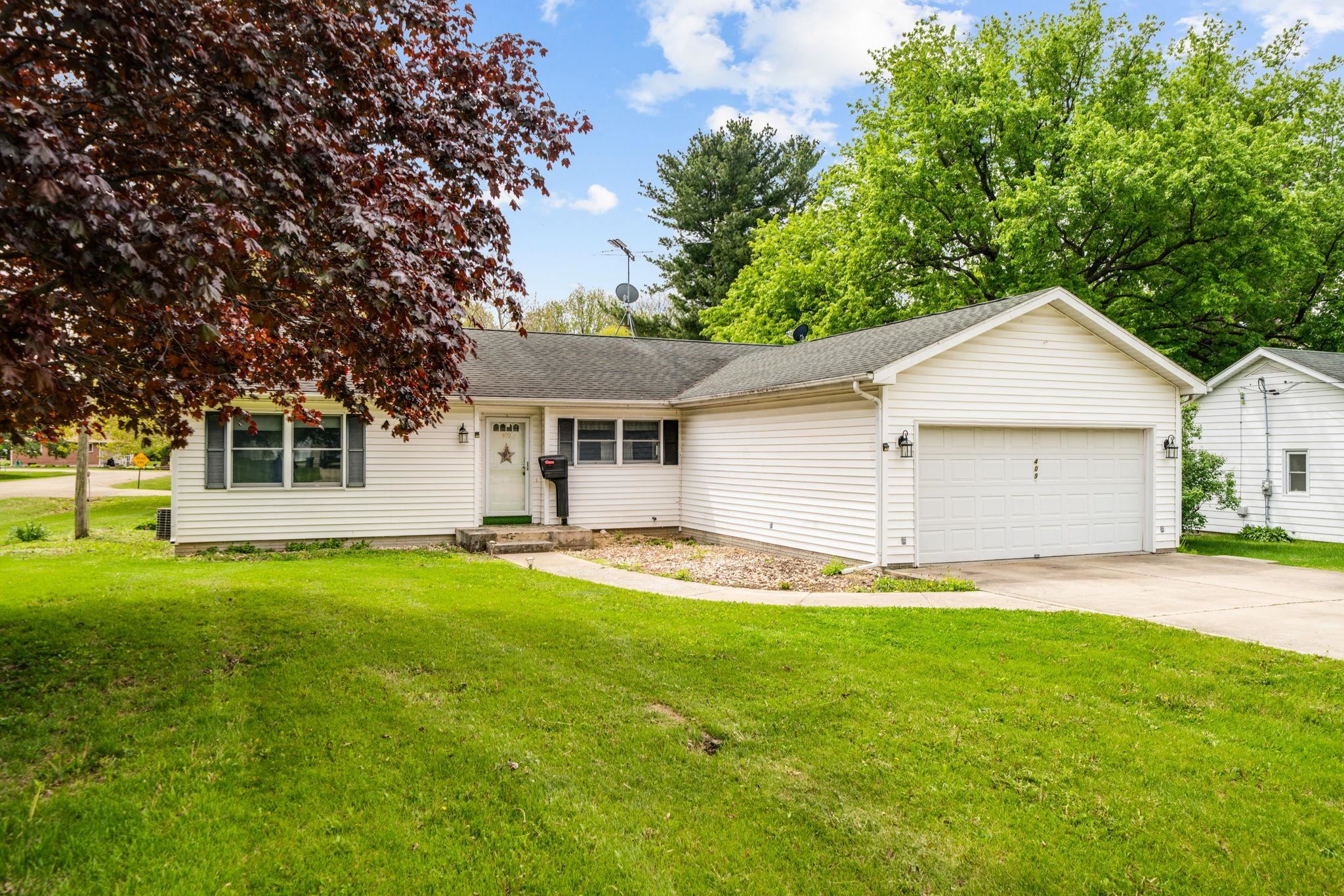 409 Barbara Street Mount Morris, IL 61054 - Photo 1 of 35