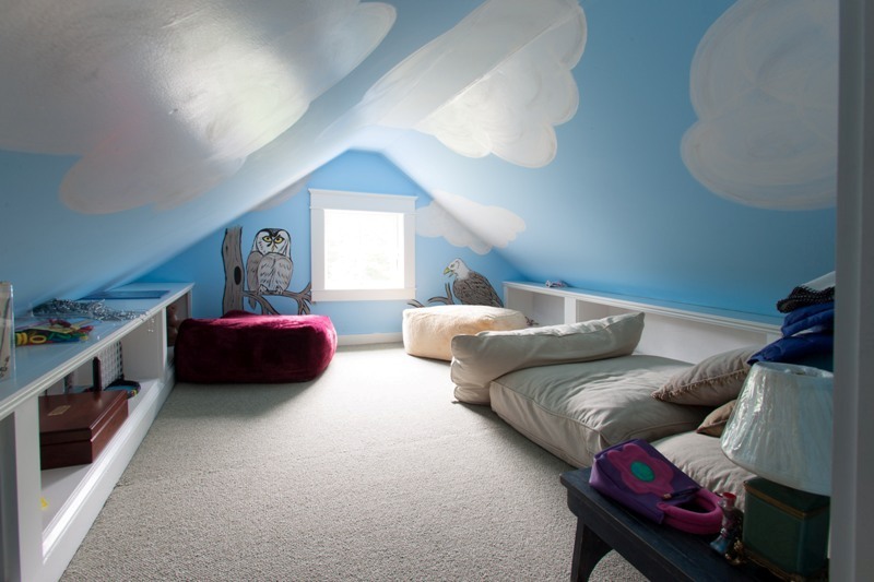 28 Oxbow Road Egremont, MA 01230 - Photo 11 of 46 25Kids secret room