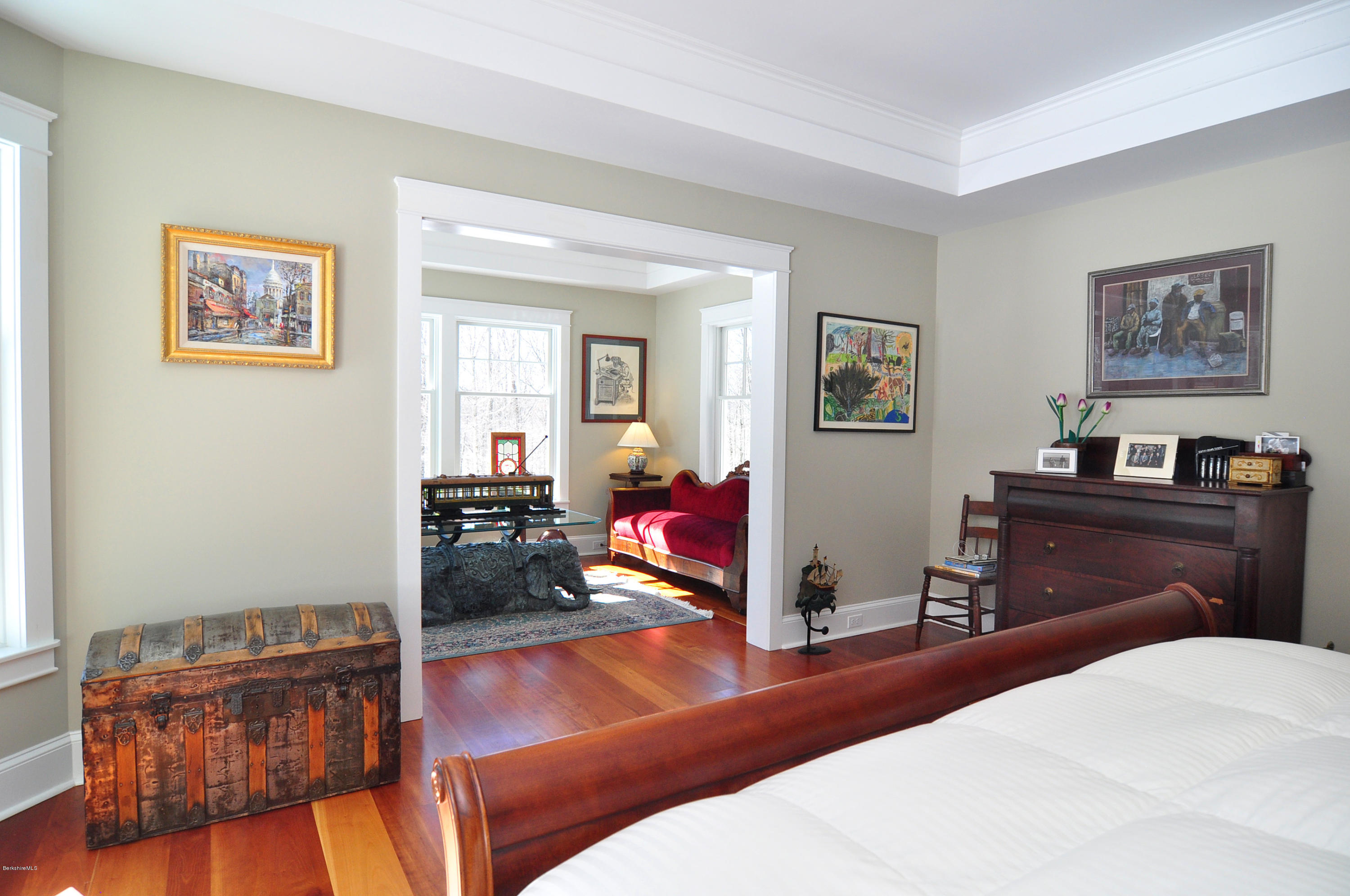 28 Oxbow Road Egremont, MA 01230 - Photo 17 of 46 9mastersitting.JPG