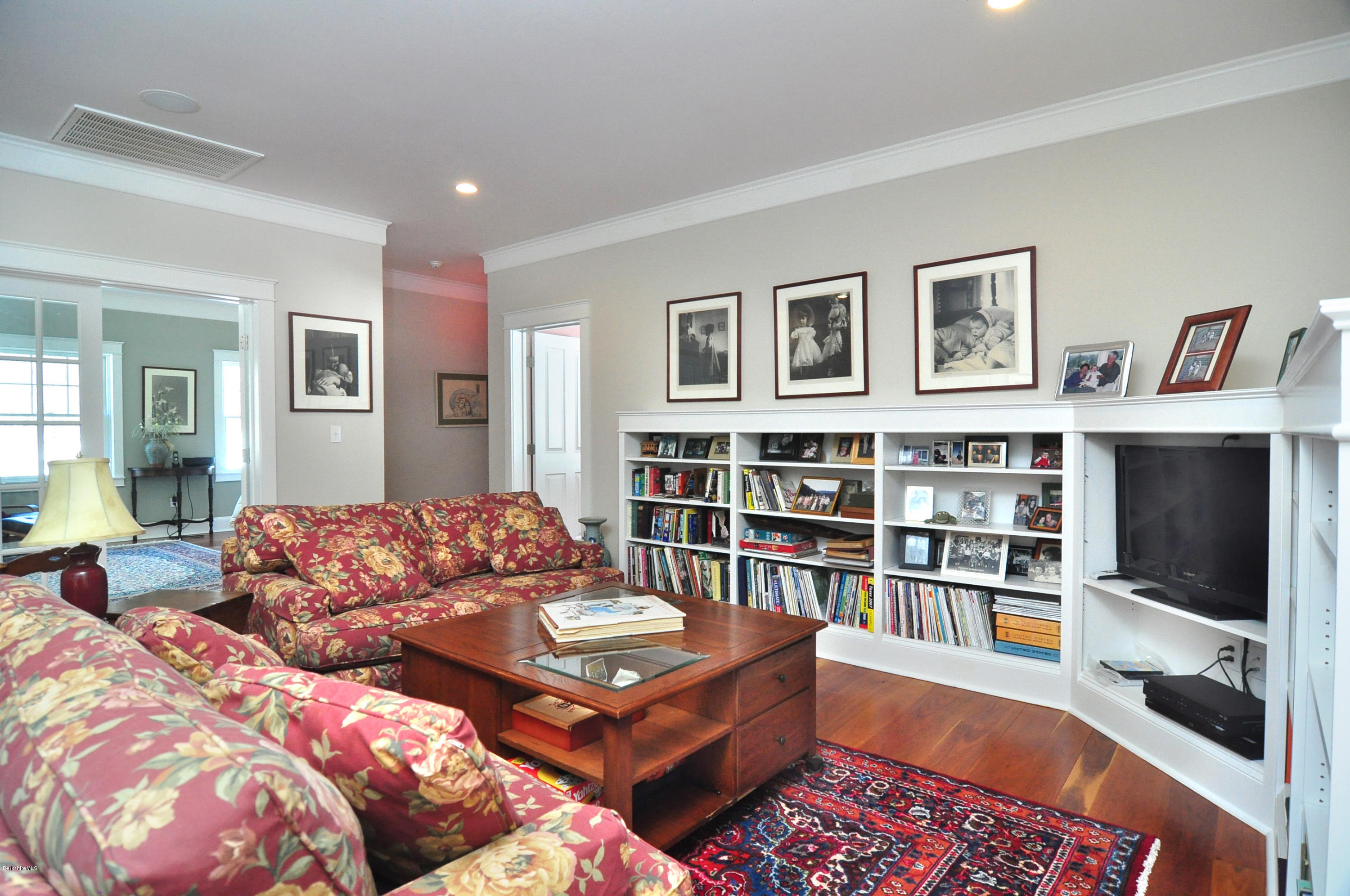 28 Oxbow Road Egremont, MA 01230 - Photo 19 of 46 13mediaroom.JPG