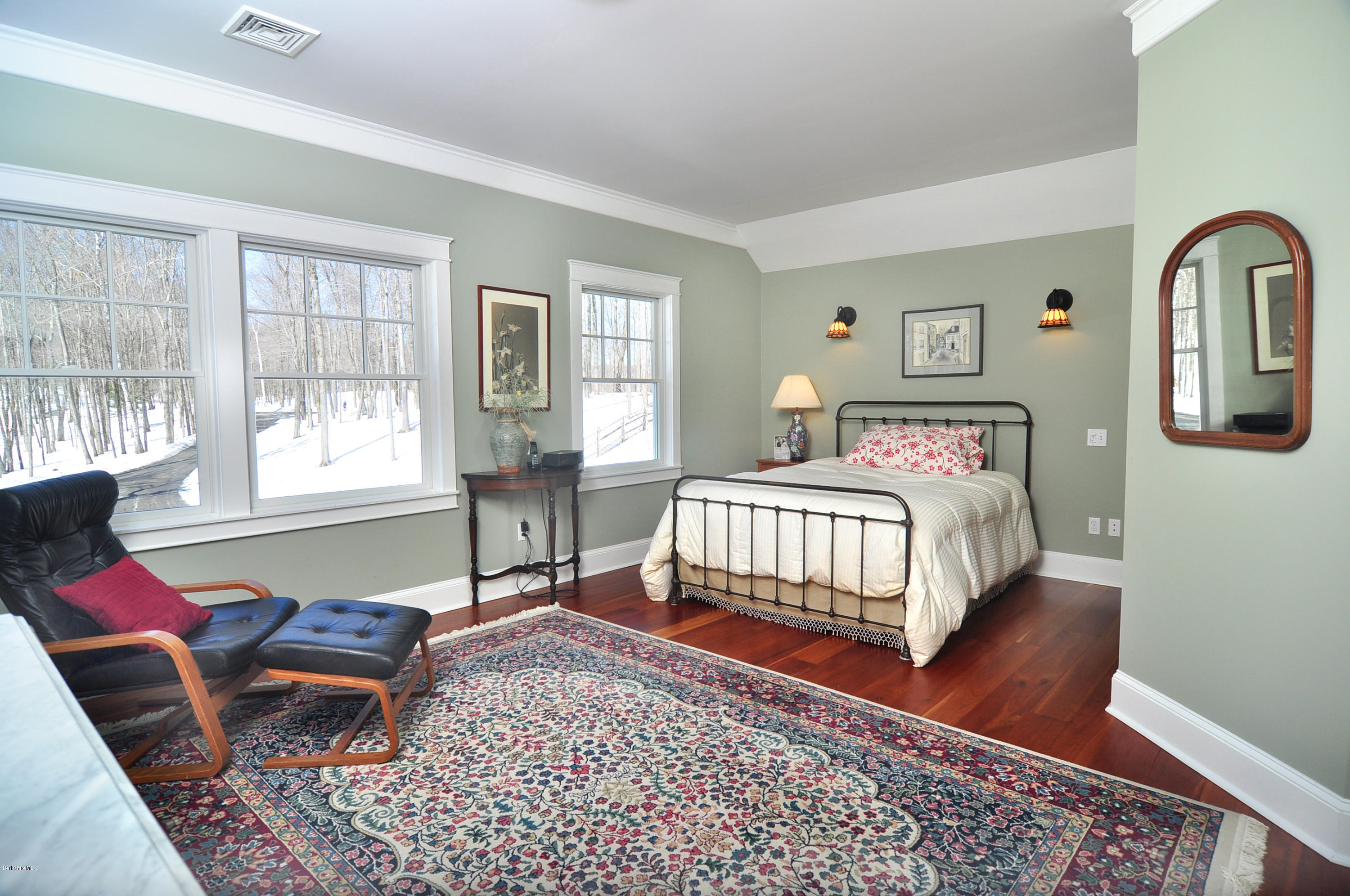 28 Oxbow Road Egremont, MA 01230 - Photo 20 of 46 14guestroom1.JPG