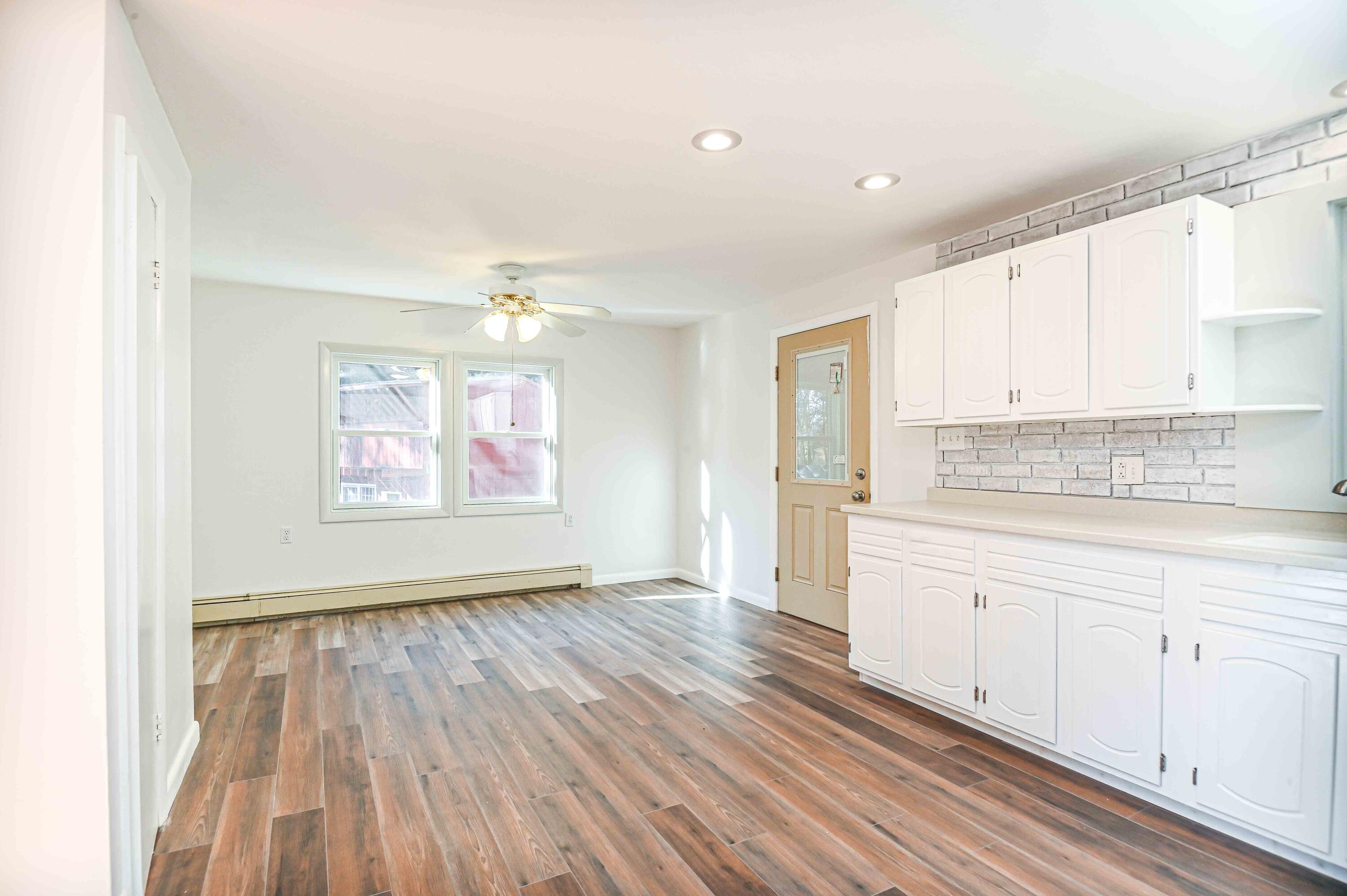 41 Burnham Road Gorham, ME 04038 - Photo 4 of 62 DSC_4722