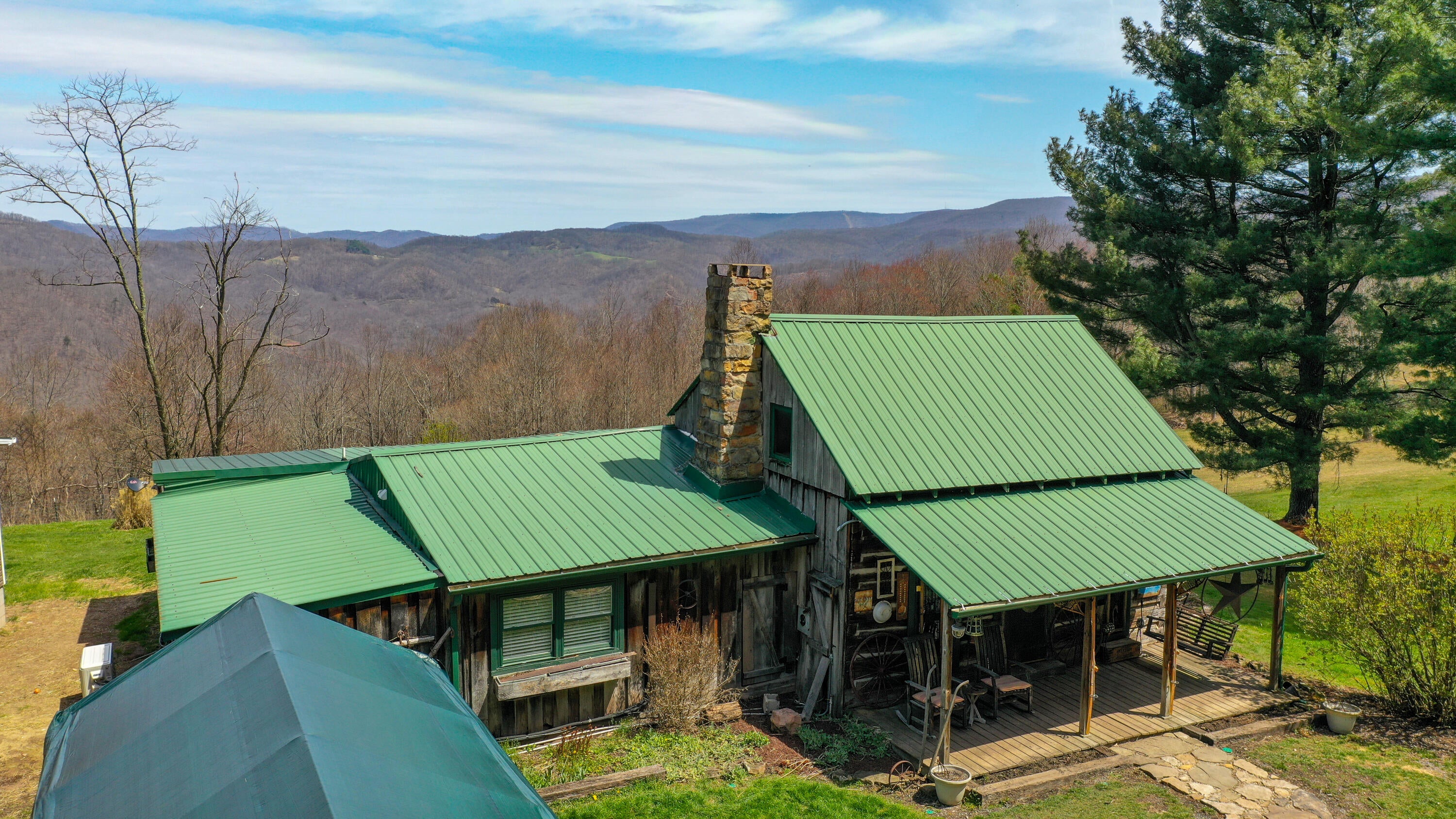 1424 Ward Bench Road Sandstone, WV 25985 - Photo 12 of 95 Gallery Image 12