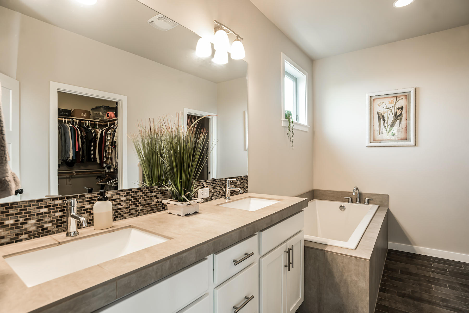 63166 Iner Loop Bend, OR 97701 - Photo 17 of 35 18