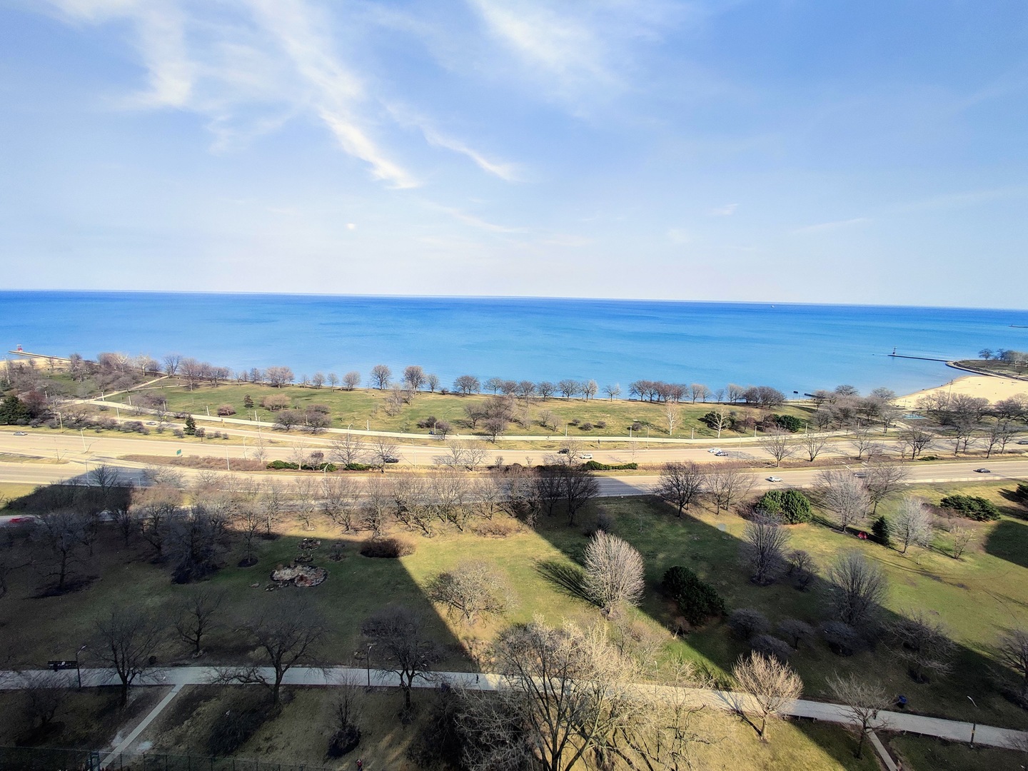 5445 North Sheridan Road, Unit 2504 Chicago, IL 60640 - Photo 26 of 37 a view of an ocean and beach