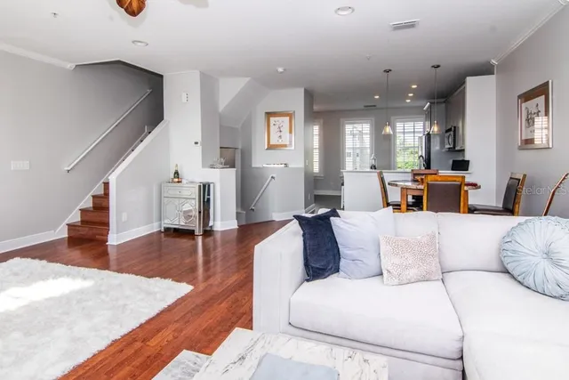 $4,750 | 1426 Harbour Walk Road, Tampa, FL 33602