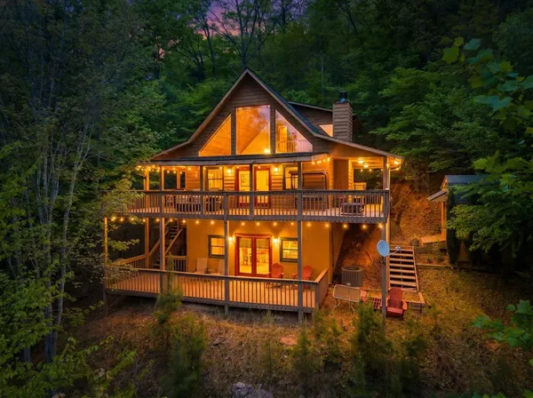 $379,900 | 176 New Castle Road, Murphy, NC 28906