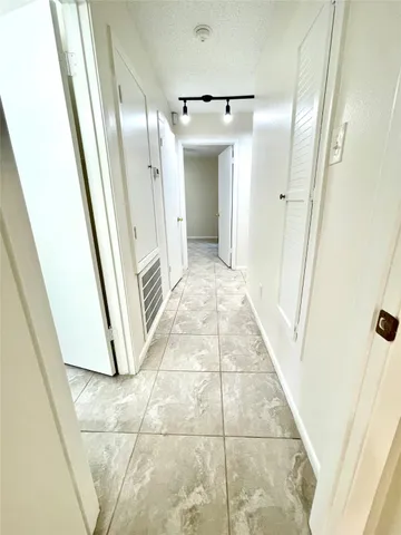 $2,300 | 307 Whitecap Drive, Seabrook, TX 77586