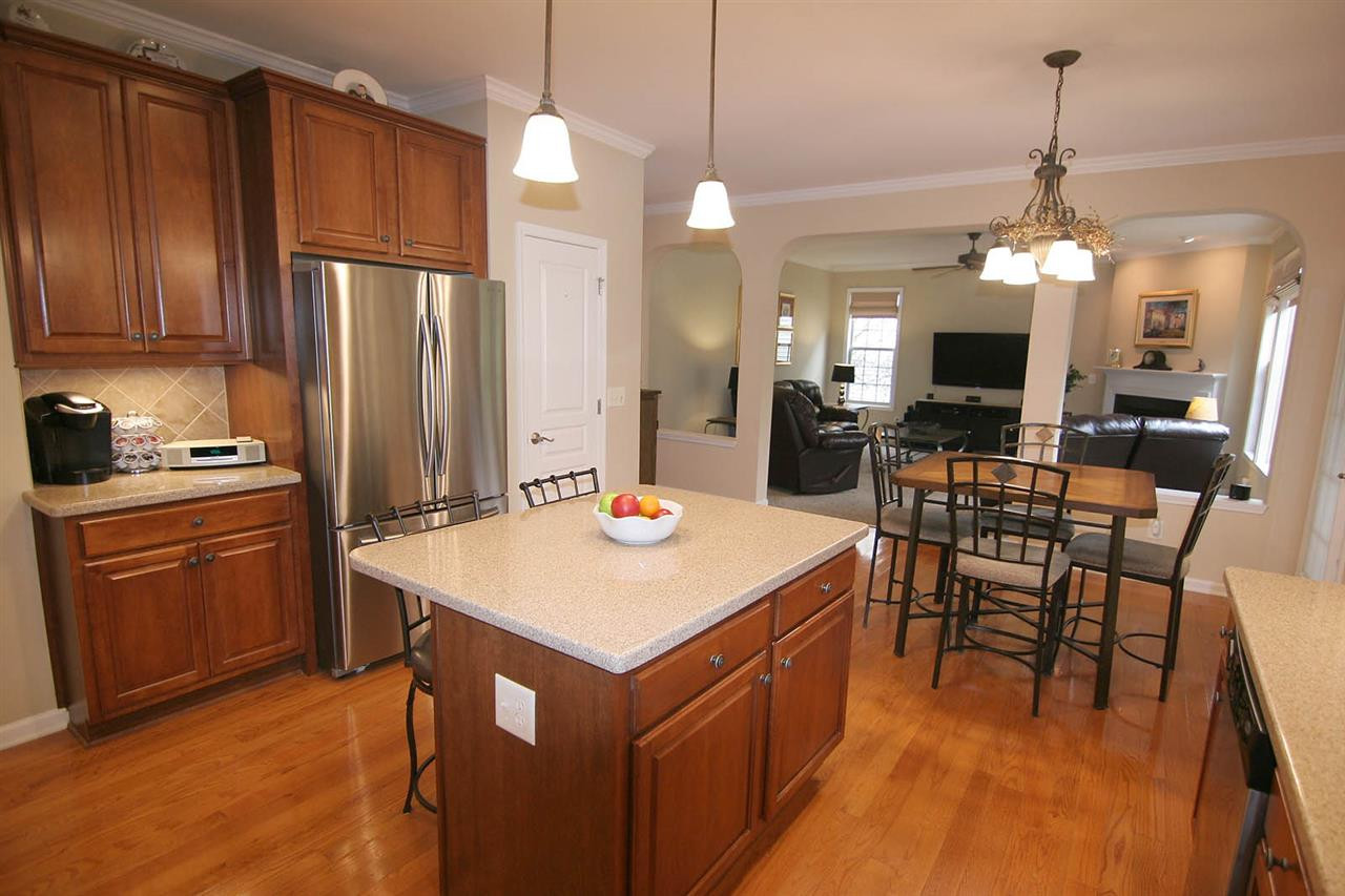 2723 Kinsley Place Raleigh, NC 27616 - Photo 11 of 25 Gleaming Kitchen