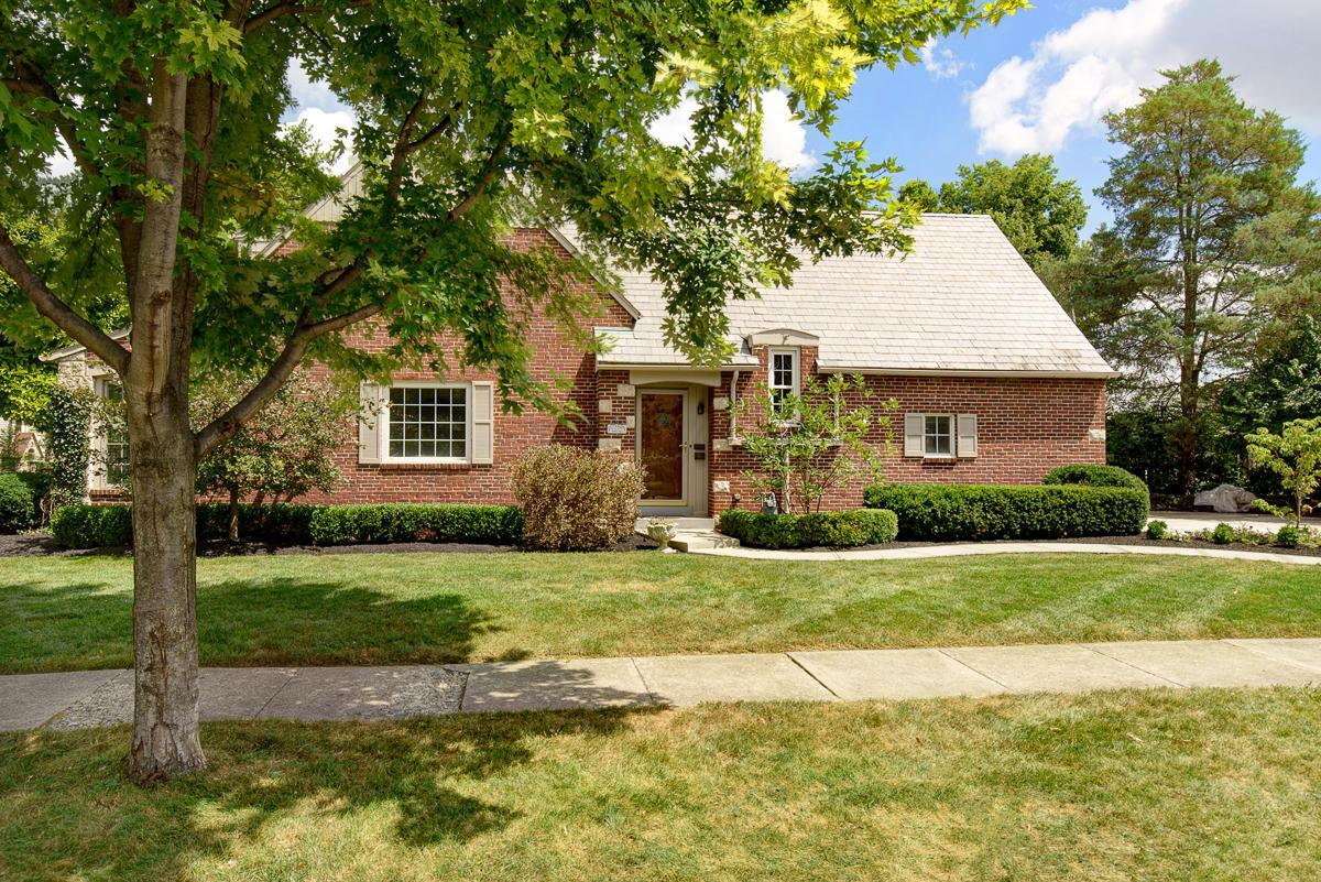 2350 Andover Road Columbus, OH 43221 - Photo 2 of 25 Gallery Image 2