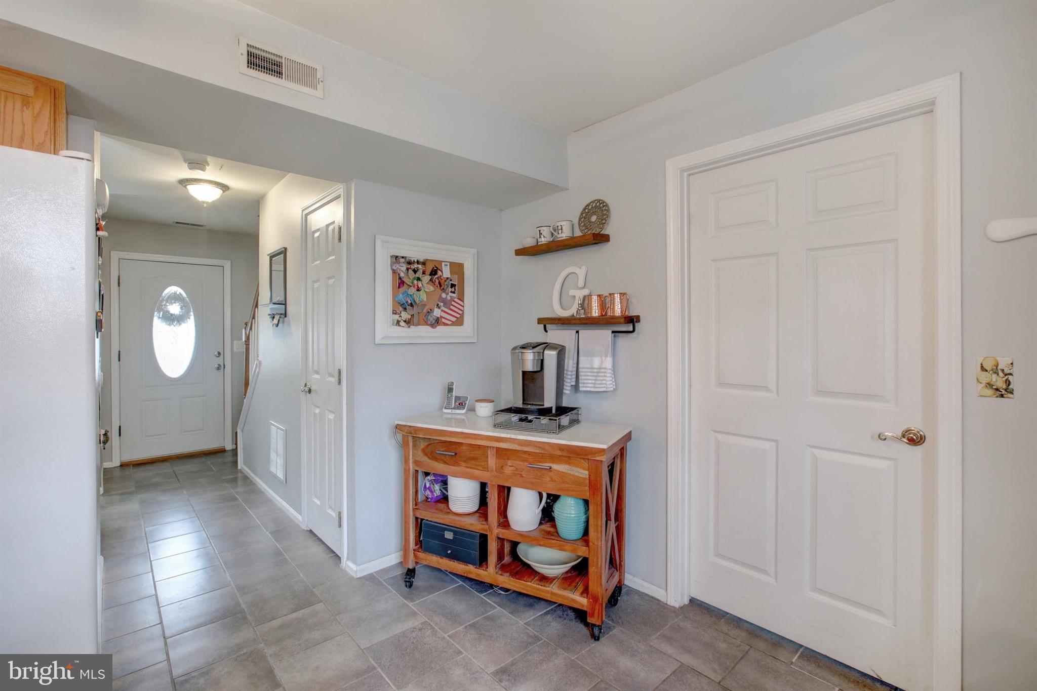 208 Sextant Road Manahawkin, NJ 08050 - Photo 11 of 27