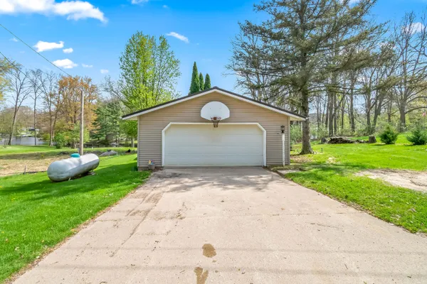 $265,000 | 7901 Topinabee Drive, Montgomery, MI 49255