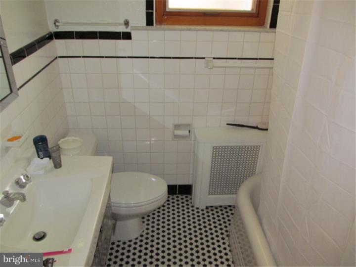 731 Reed Street Philadelphia, PA 19147 - Photo 8 of 22 Gallery Image 8