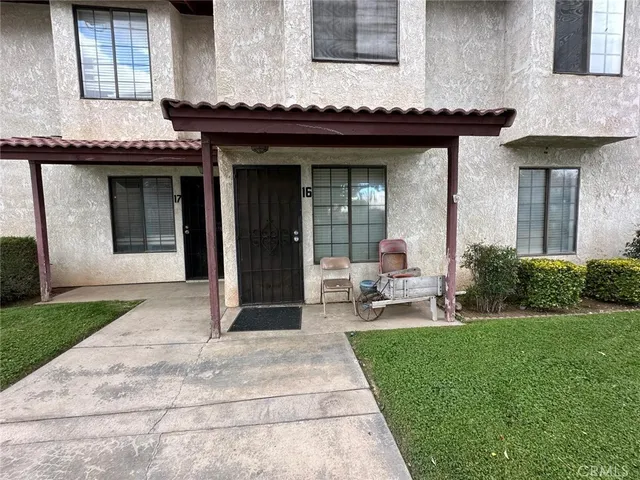 $299,900 | 38550 22nd Street East, Palmdale, CA 93550