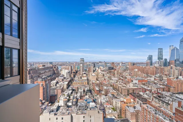 $42,500,000 | 212 West 18th Street, Unit PH2 | Chelsea