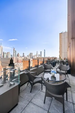 $42,500,000 | 212 West 18th Street, Unit PH2 | Chelsea