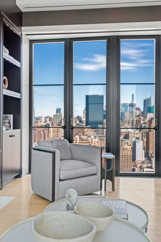 $42,500,000 | 212 West 18th Street, Unit PH2 | Chelsea