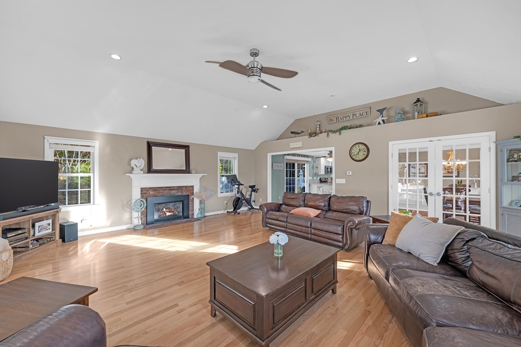 21 Wildbrook Drive Rutland, MA 01543 - Photo 8 of 29