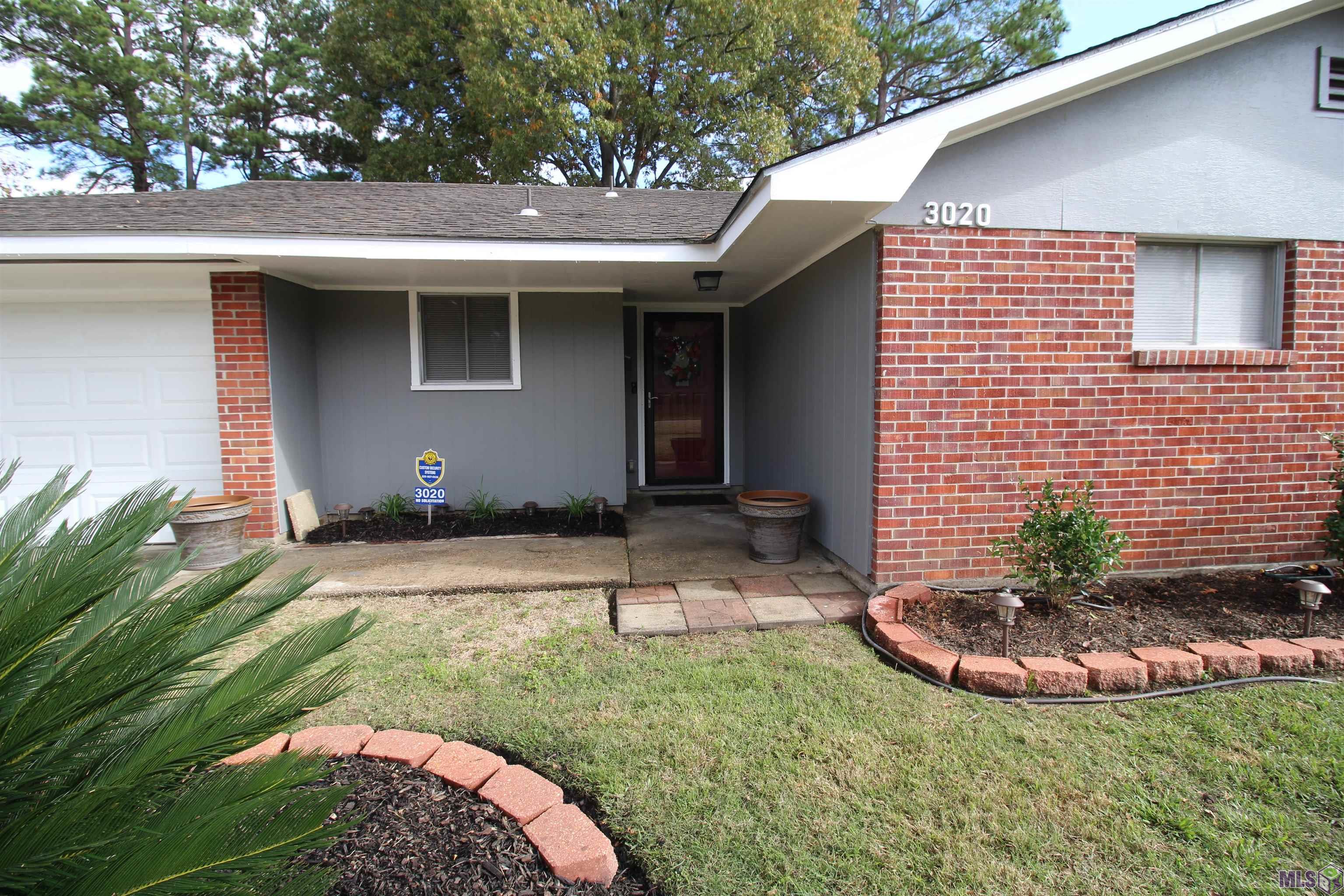 3020 Elgin Street Baton Rouge, LA 70805 - Photo 2 of 25 Landscaped