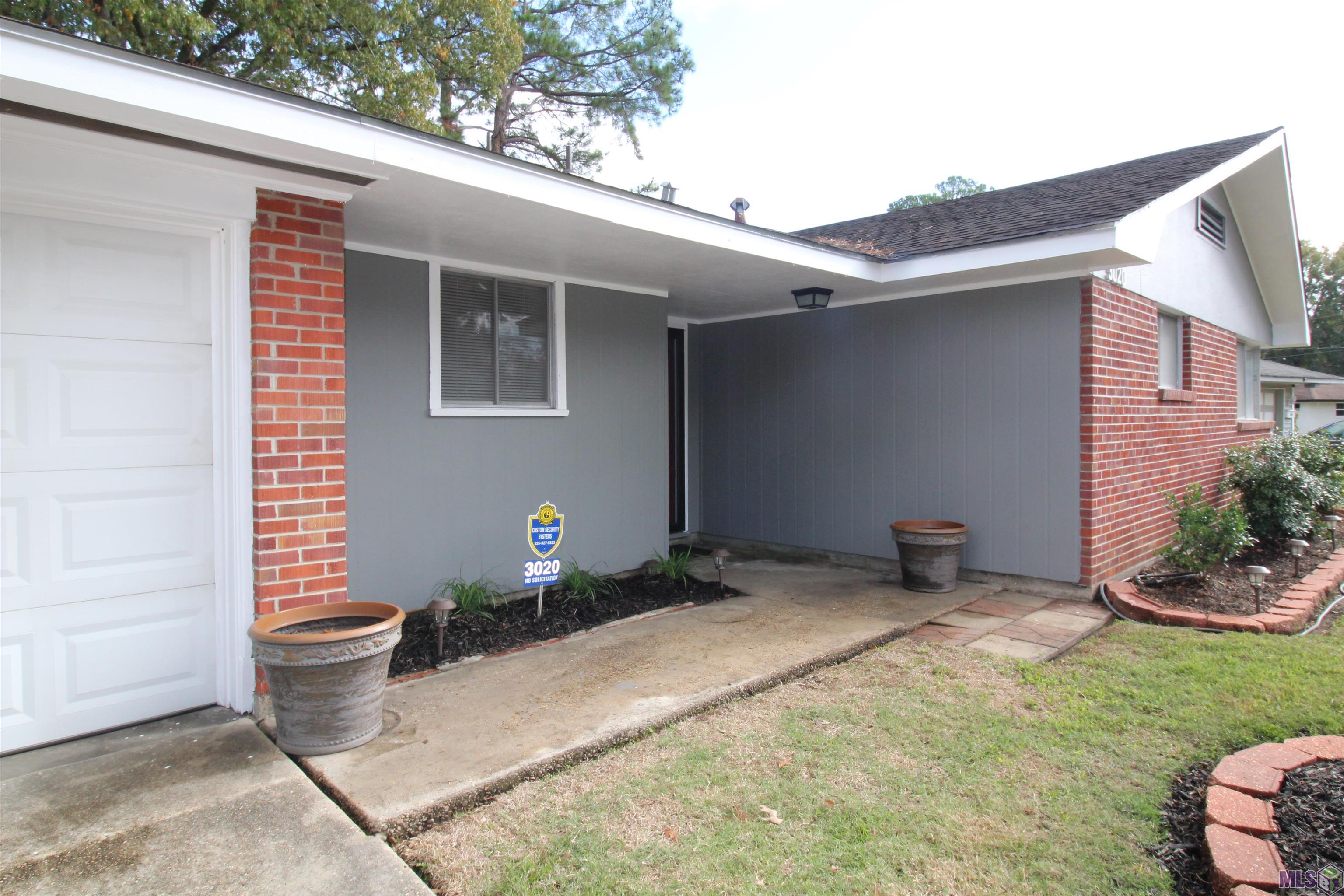 3020 Elgin Street Baton Rouge, LA 70805 - Photo 3 of 25 Covered Front Entry