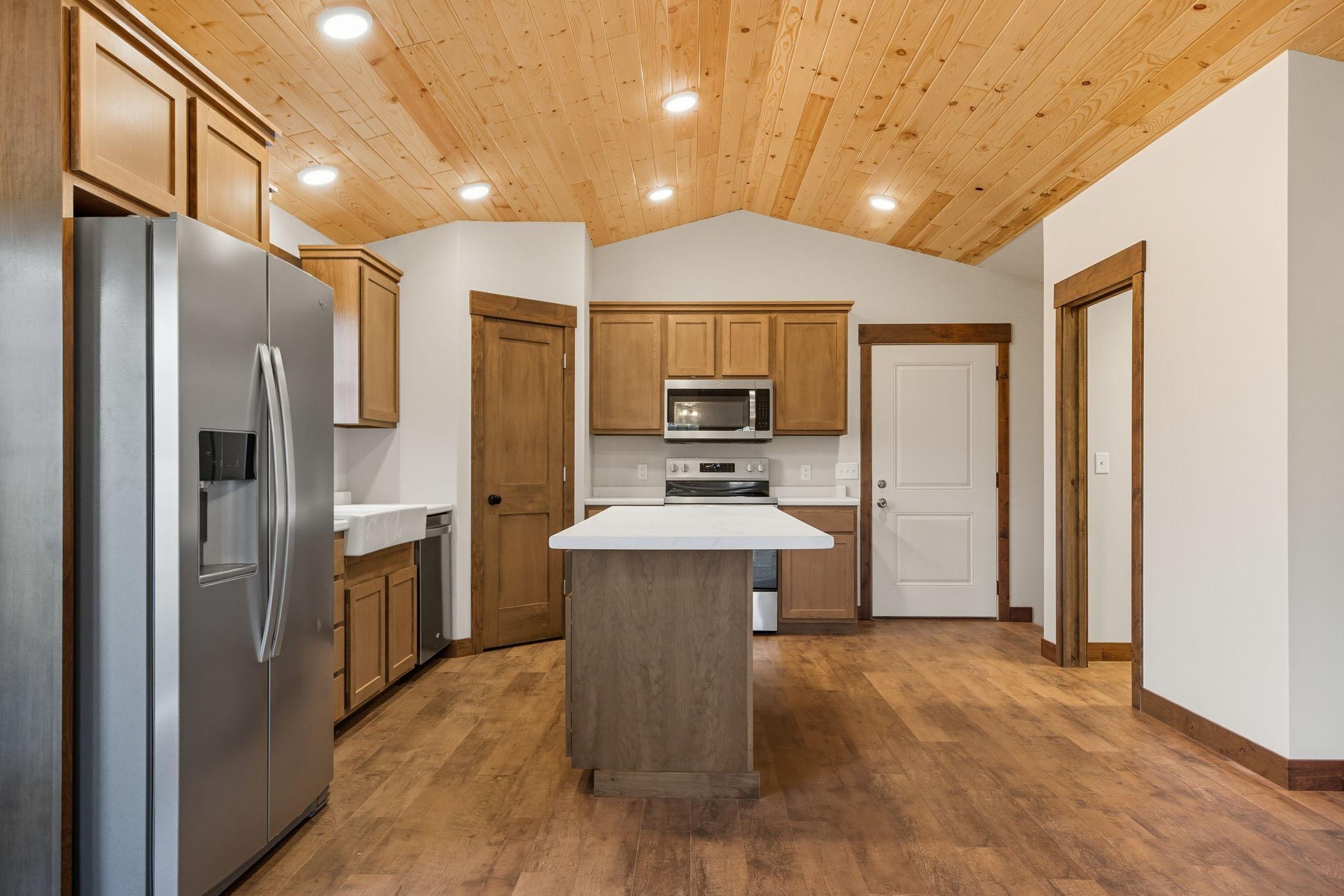 205 West Center Street Amery, WI 54001 - Photo 9 of 36