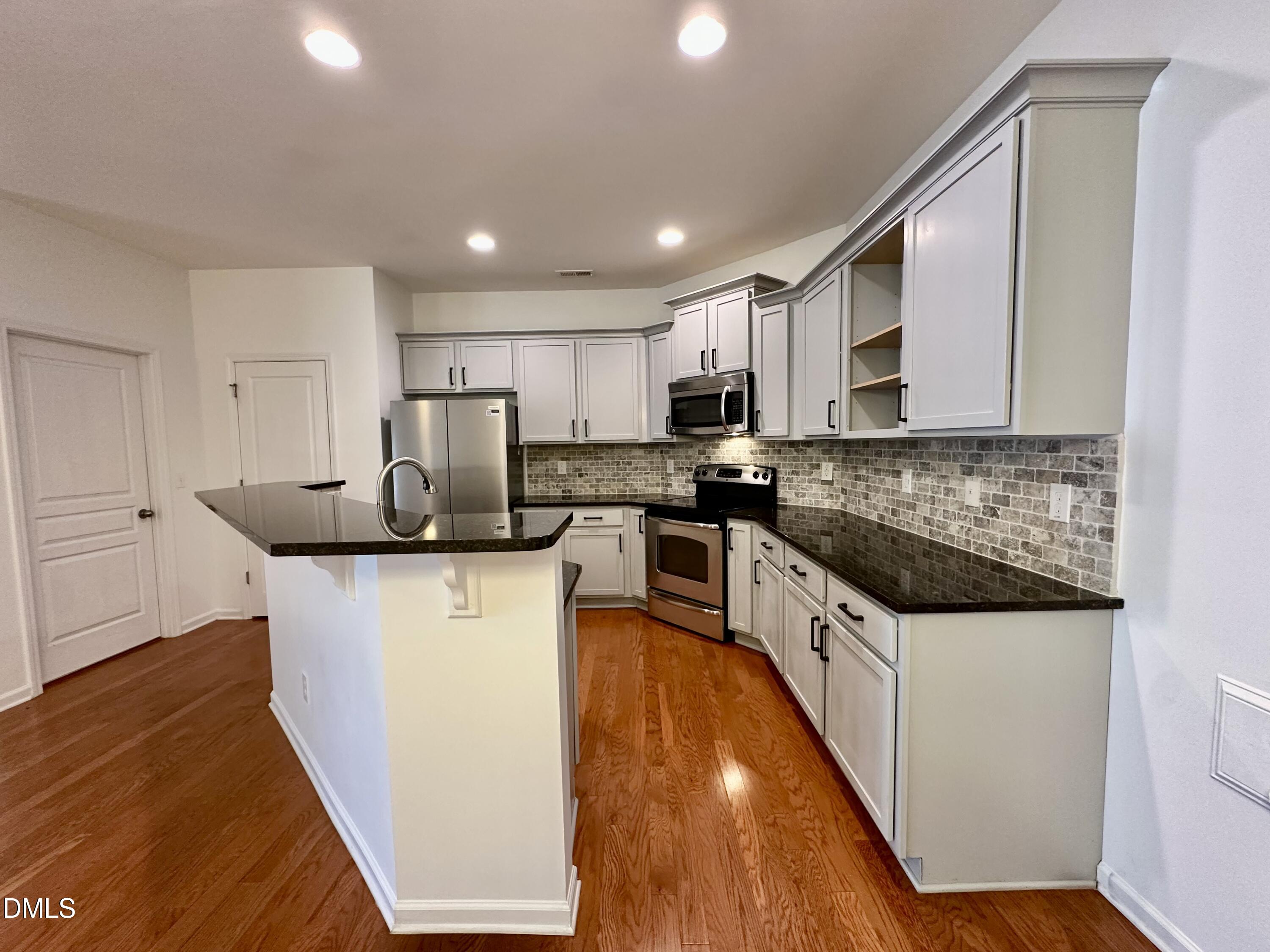 513 Dragby Lane Raleigh, NC 27603 - Photo 4 of 28 IMG_9107