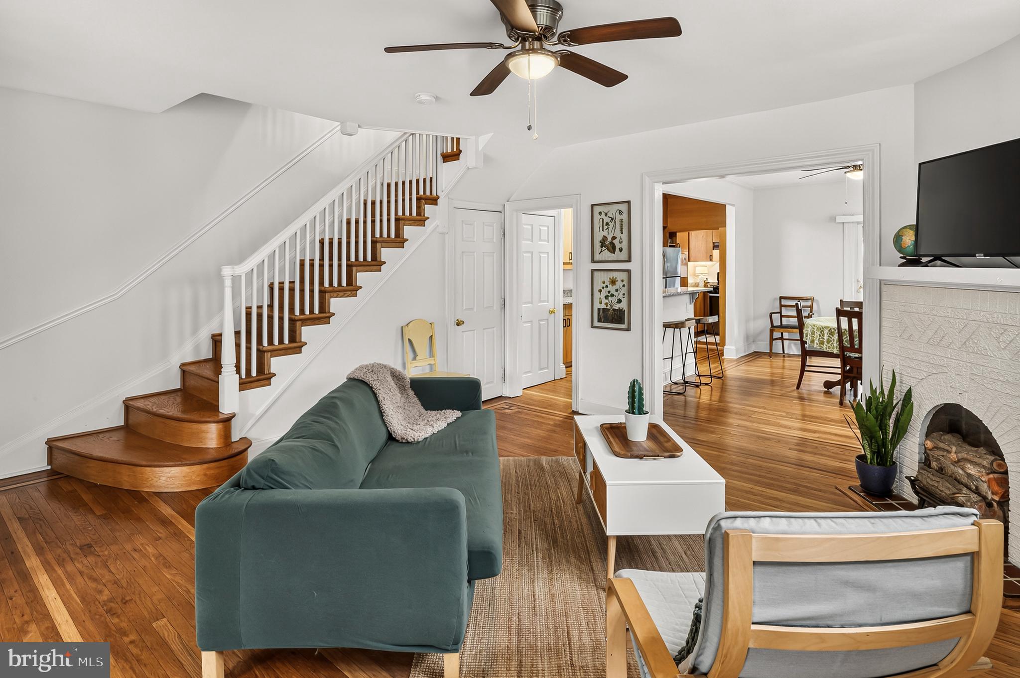 3601 Yolando Road Baltimore, MD 21218 - Photo 11 of 49 Living Room (alt view)