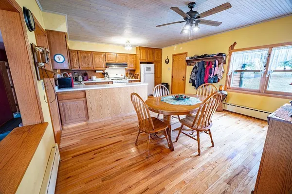 $400,000 | N692 300th Street, Maiden Rock, WI 54750