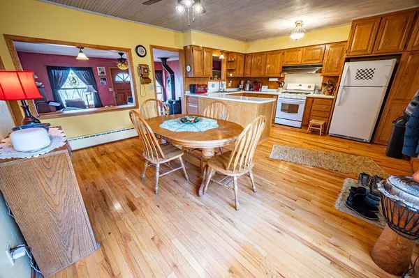 $400,000 | N692 300th Street, Maiden Rock, WI 54750