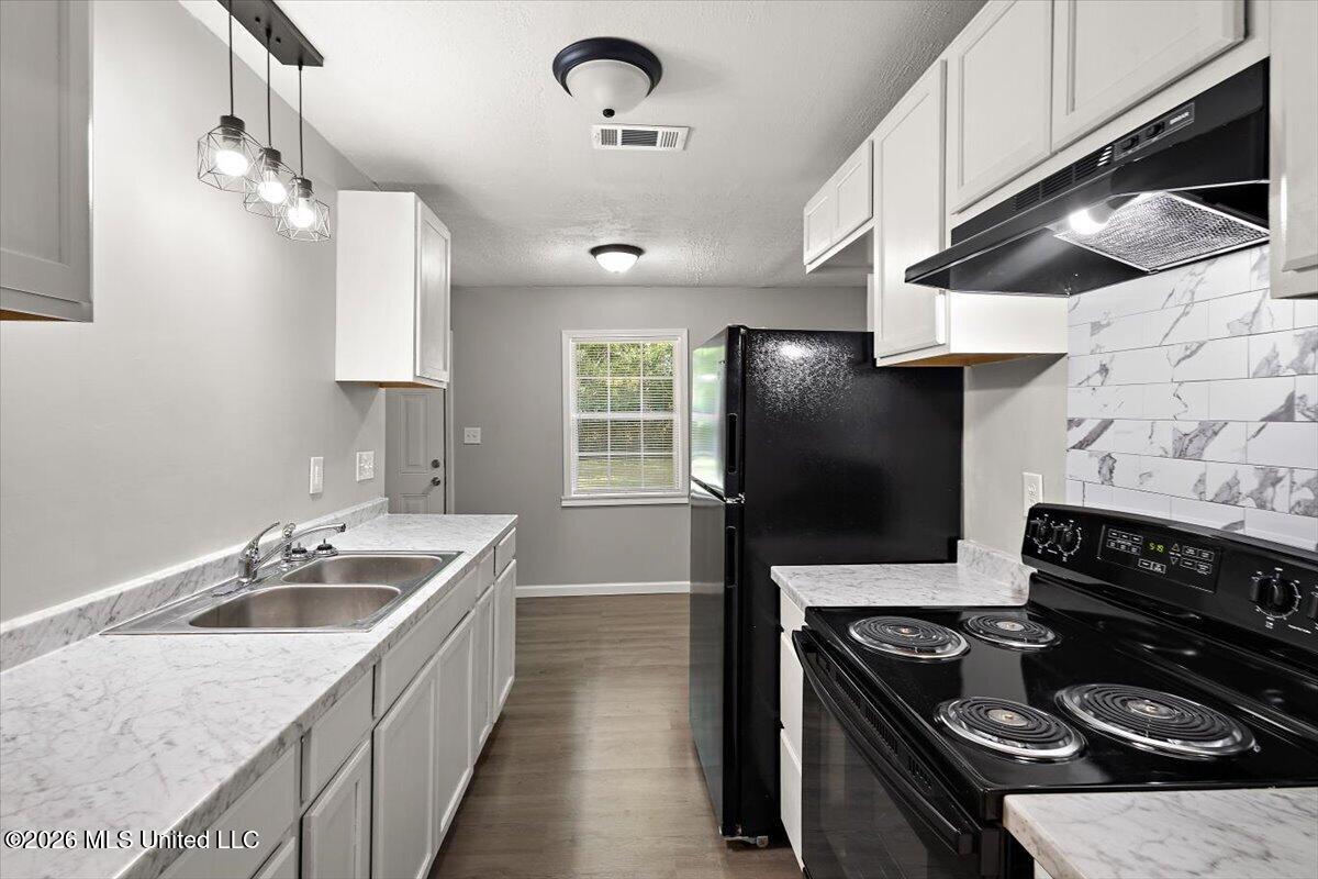 3723 John Adams Road Jackson, MS 39213 - Photo 9 of 21 Kitchen