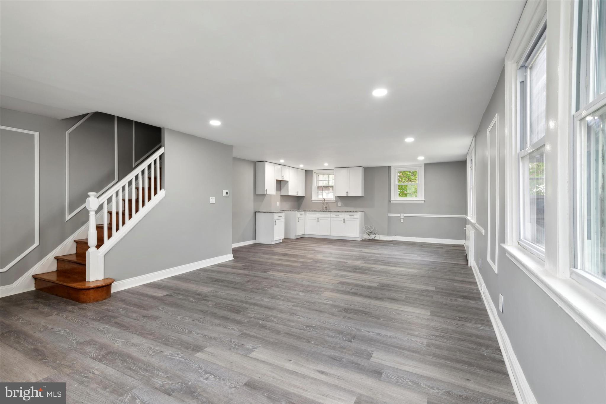 524 Wiltshire Road Upper Darby, PA 19082 - Photo 2 of 15