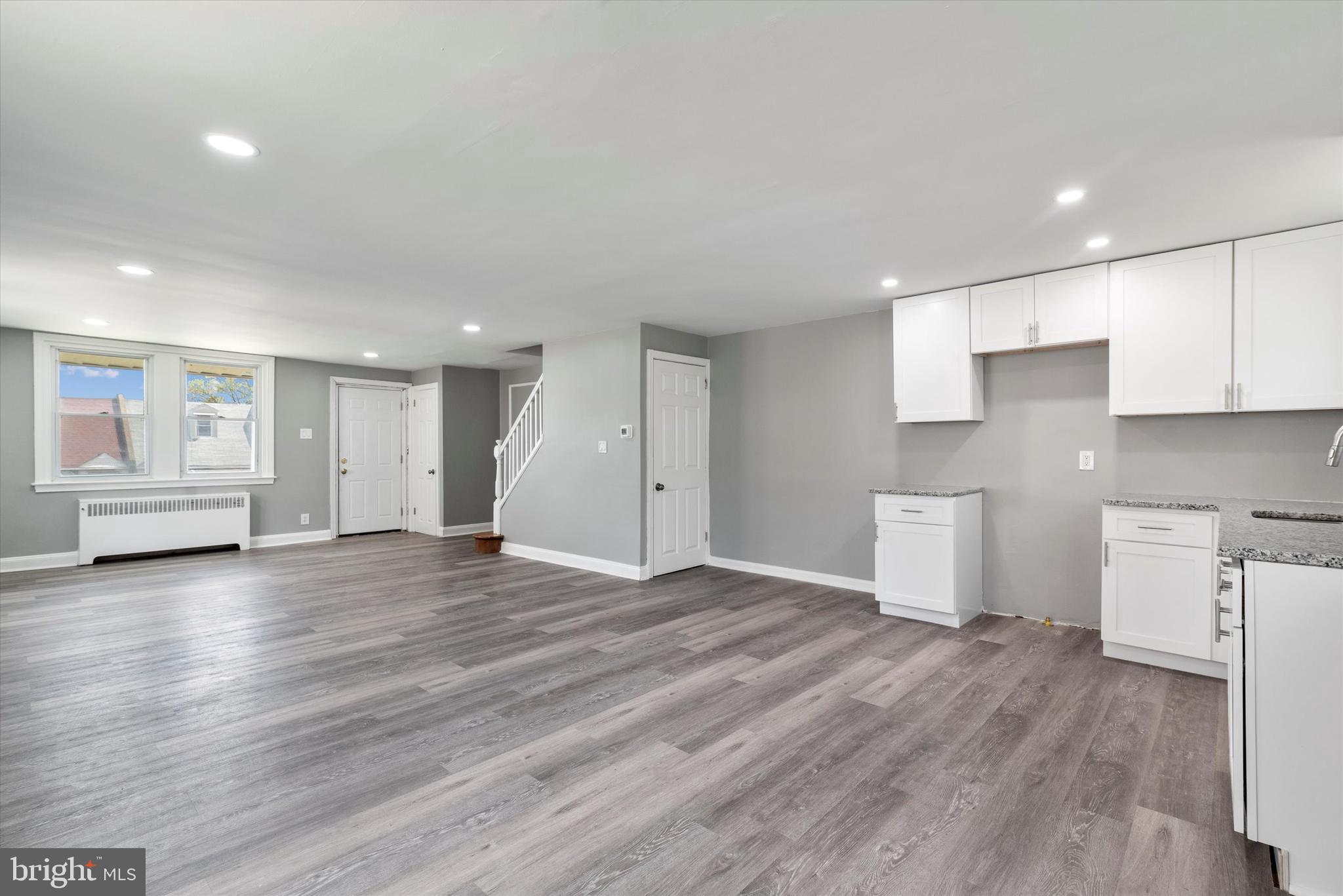 524 Wiltshire Road Upper Darby, PA 19082 - Photo 5 of 15