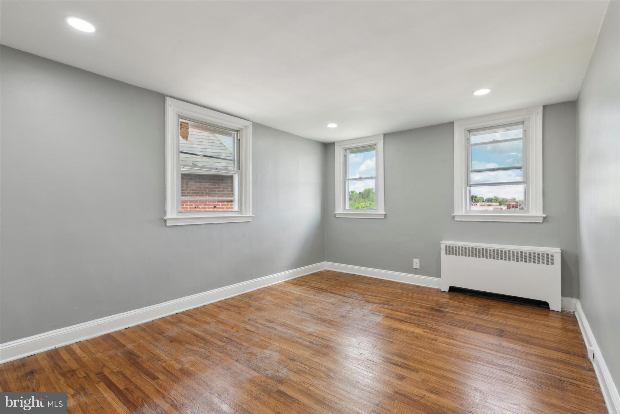 524 Wiltshire Road Upper Darby, PA 19082 - Photo 9 of 15
