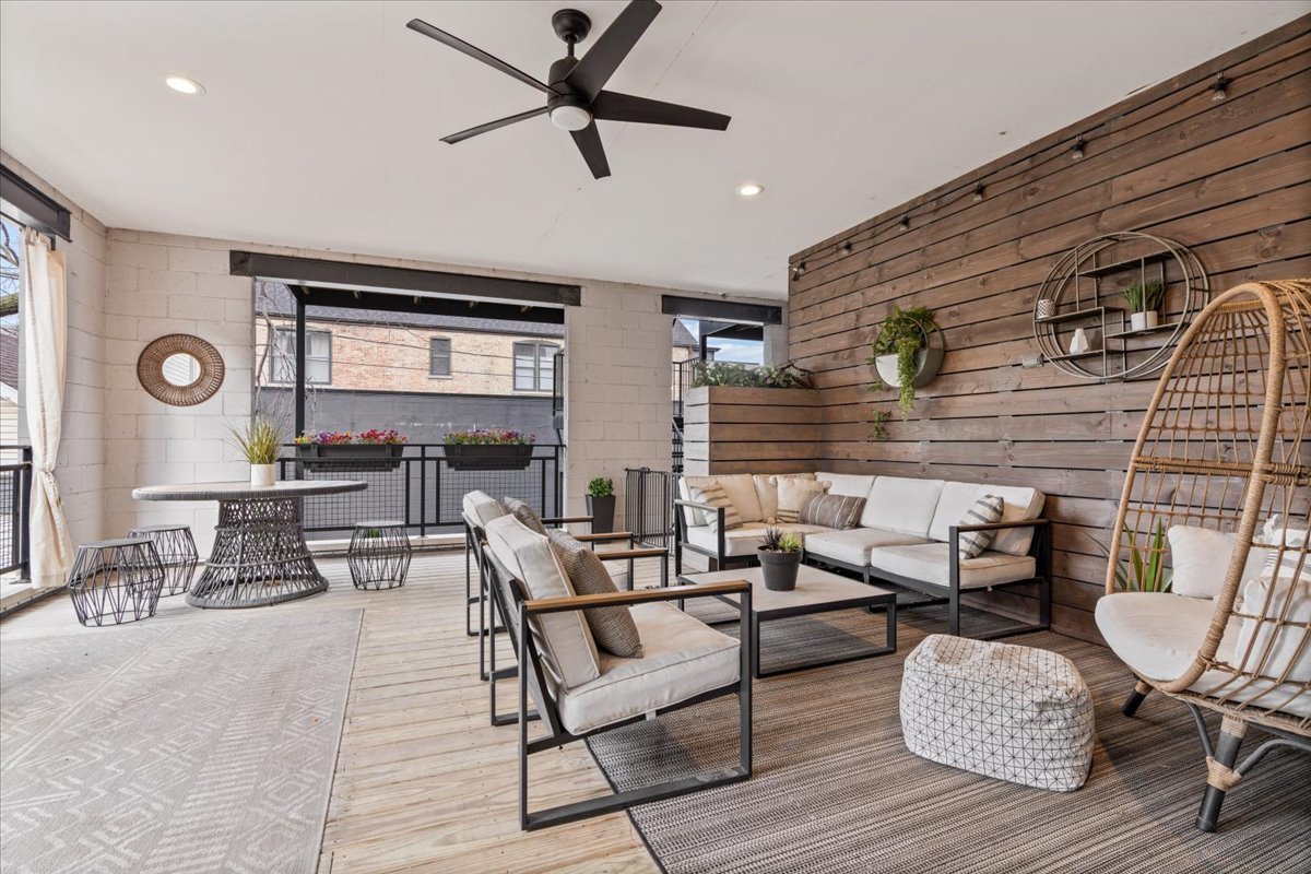 1610 South Carpenter Street, Unit 1S Chicago, IL 60608 - Photo 16 of 27
