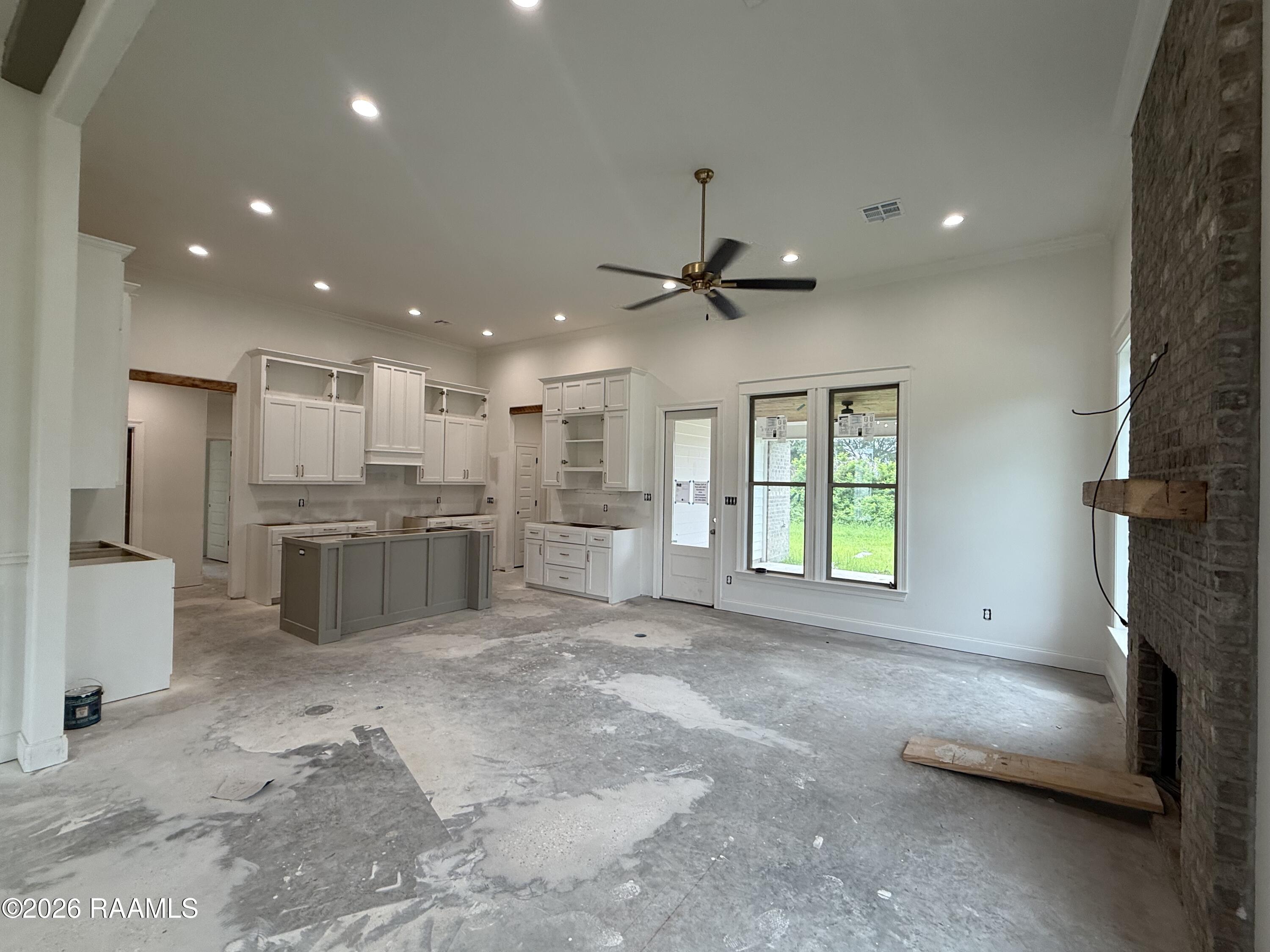 721 Whispering Meadows Road Broussard, LA 70518 - Photo 4 of 19 Living Area