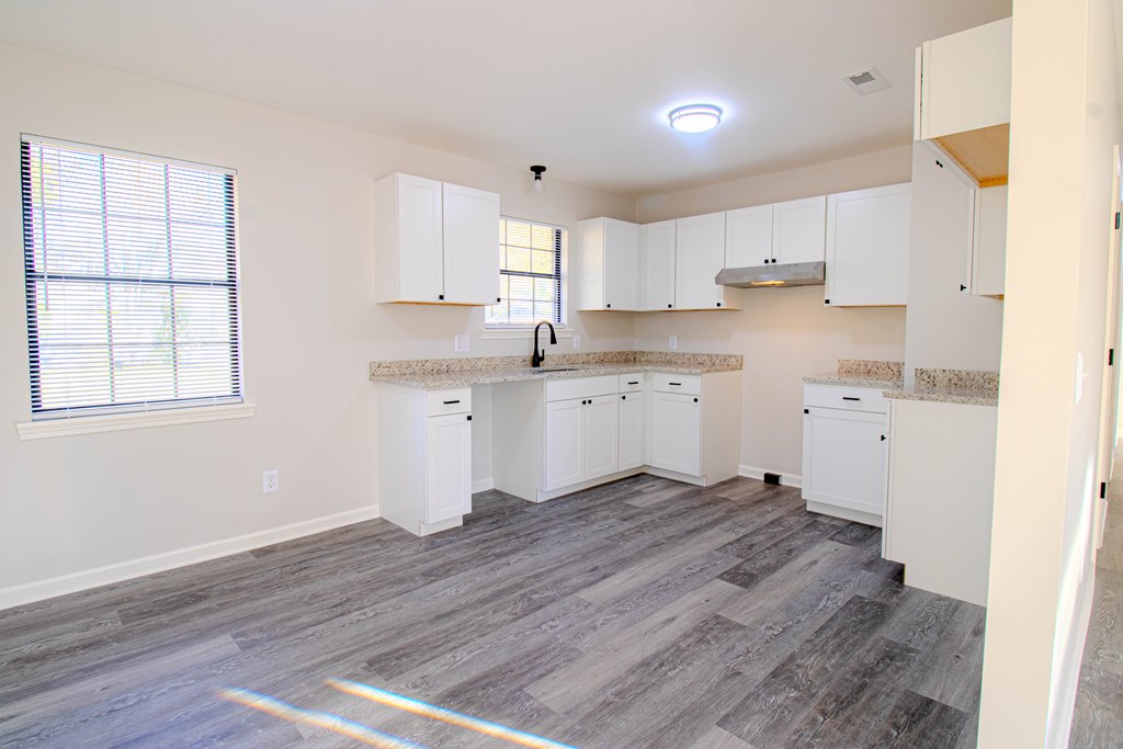 307 Caladium Road Taylor, AL 36301 - Photo 10 of 18