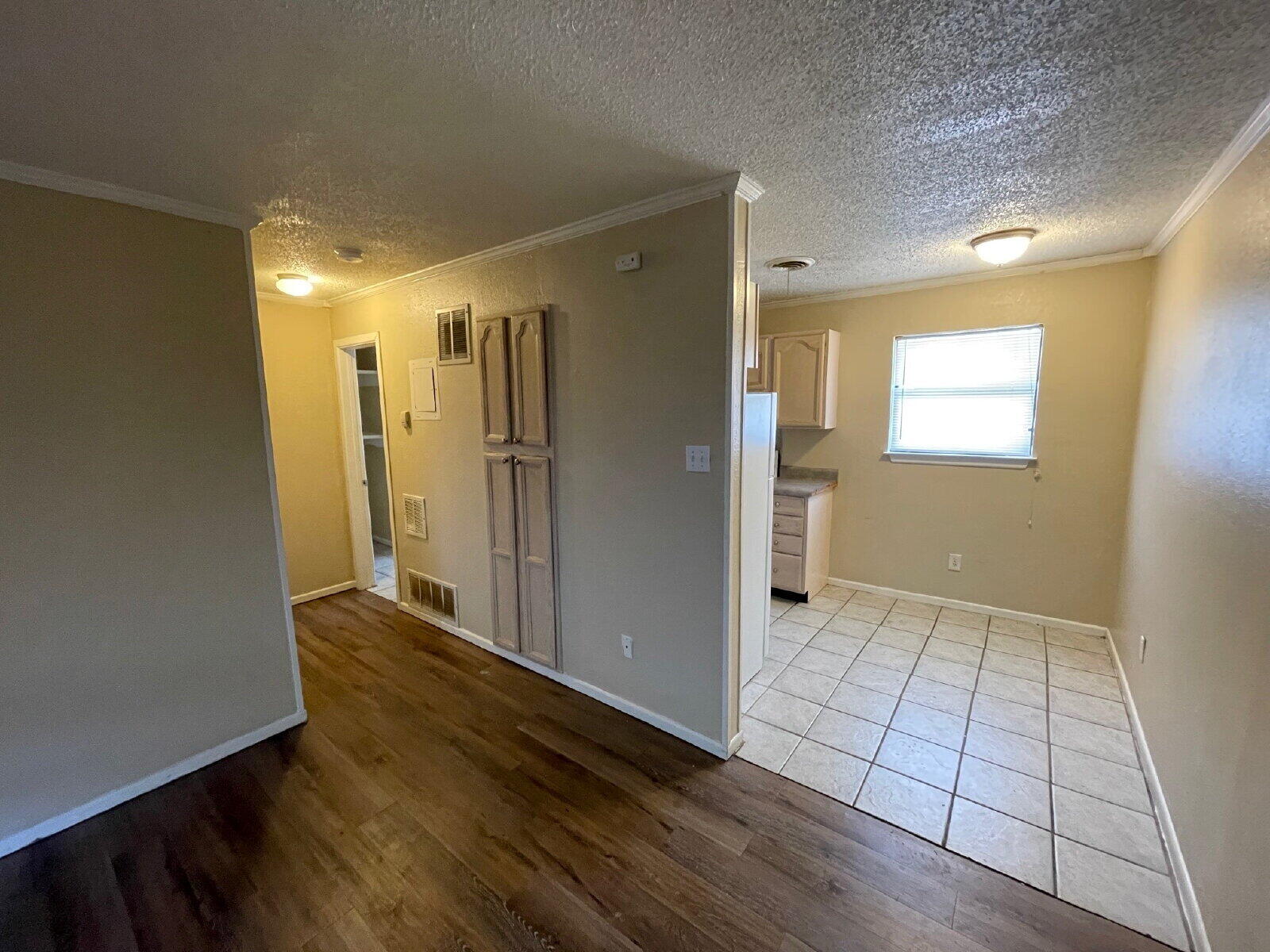 2202 15th Street, Unit 5 Lubbock, TX 79401 - Photo 3 of 10 large - 2026-02-17T152417.524