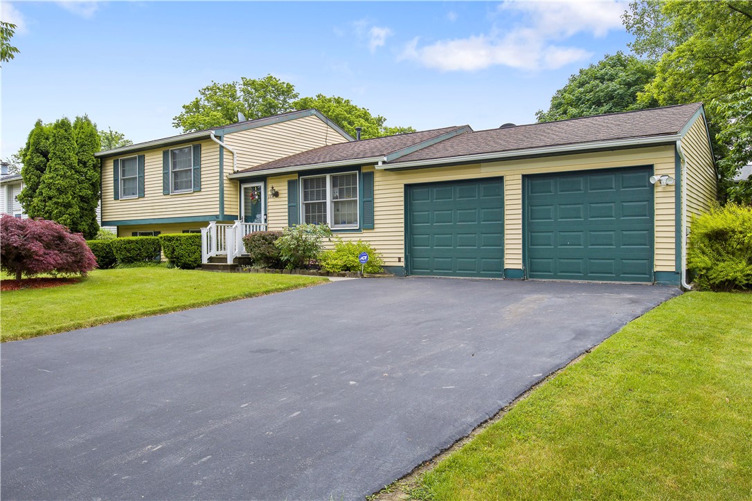 177 Planet Street Rochester, NY 14606 - Photo 3 of 26