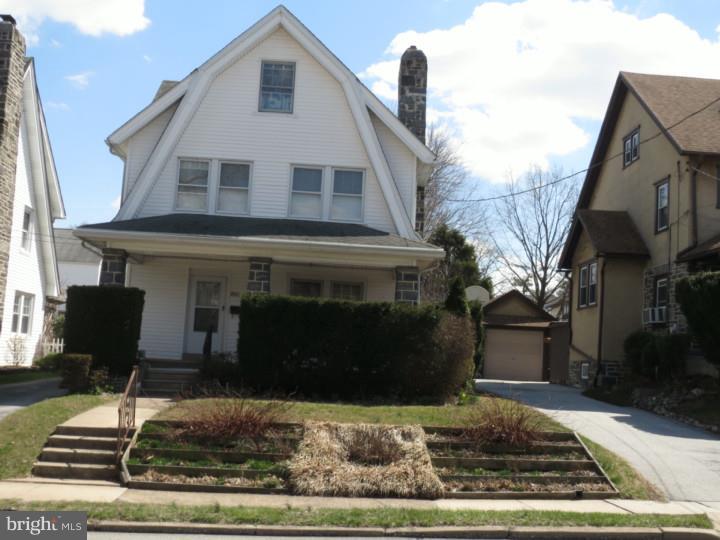 215 North Manoa Road Havertown, PA 19083 - Photo 2 of 21 Front Yard