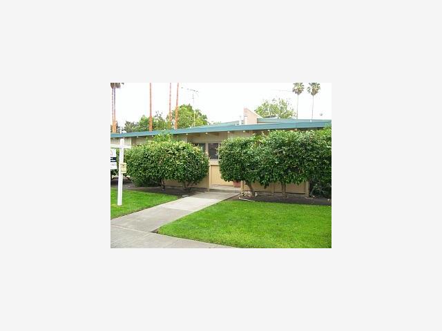 3907 Middlefield Road, Unit D Palo Alto, CA 94303 - Photo 1 of 1 Gallery Image 1