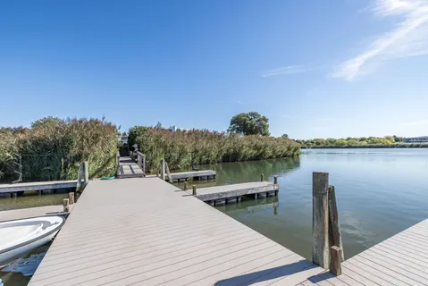 $3,395,000 | 7 Cove Point Court, Water Mill, NY 11976