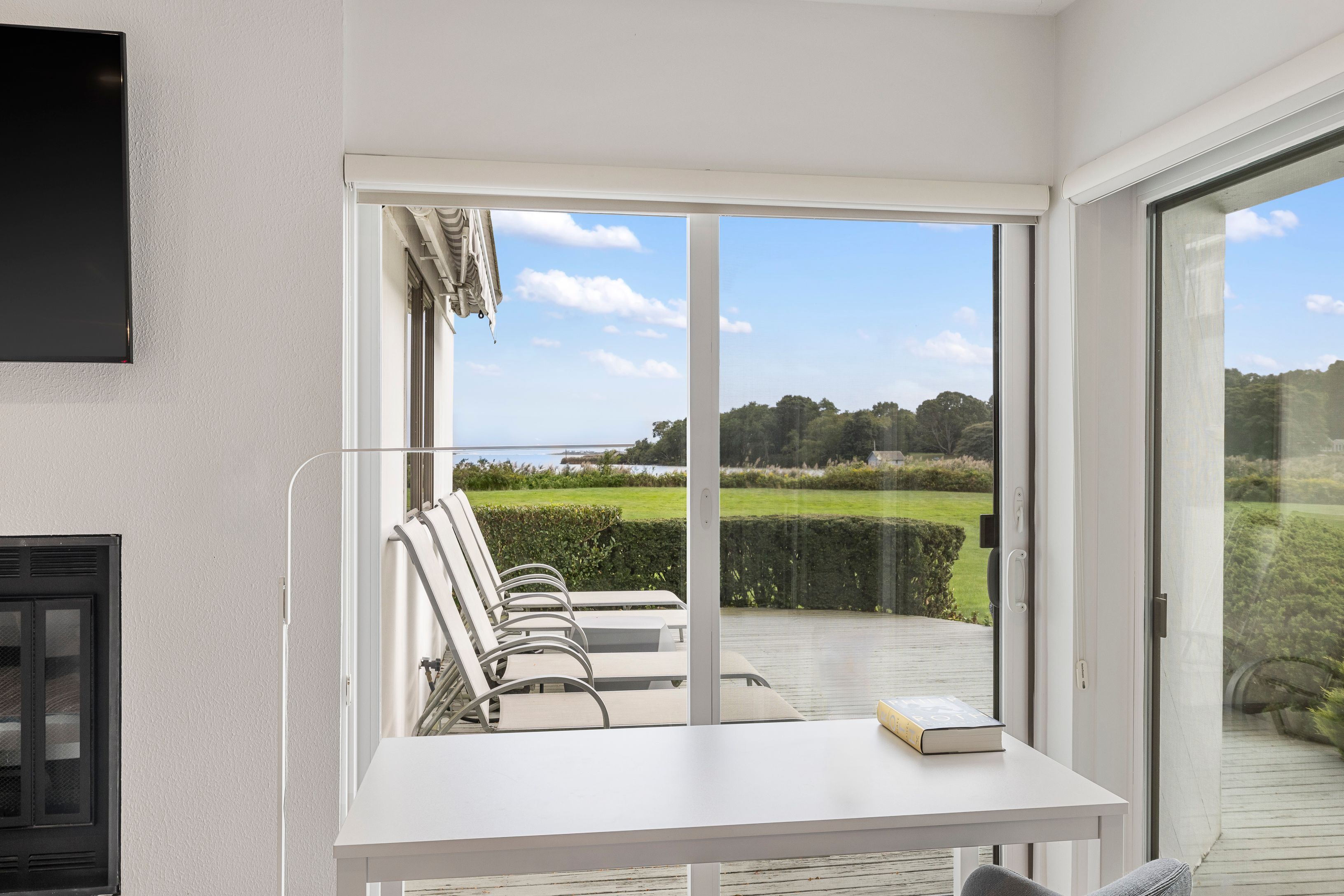 7 Cove Point Court Water Mill, NY 11976 - Photo 10 of 33